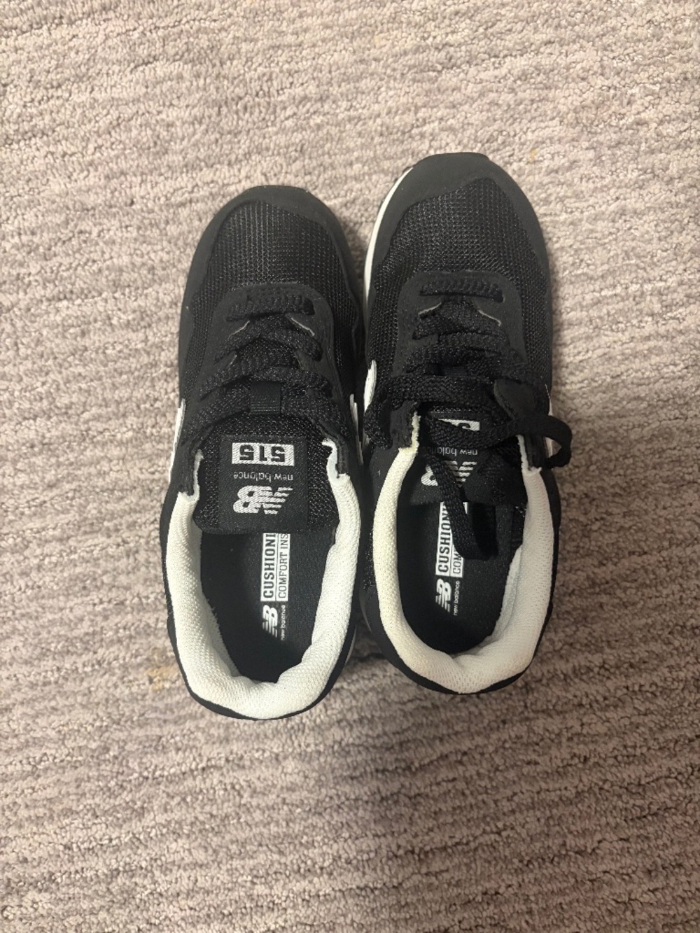 Kids New Balance Running Shoe NWT